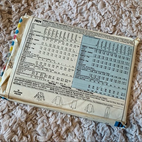 Vintage Sewing Patterns - Picture 5 of 8